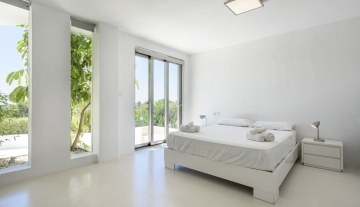 Resa Estates modern villa for sale te koop Cala Tarida Ibiza bedroo m7.jpg